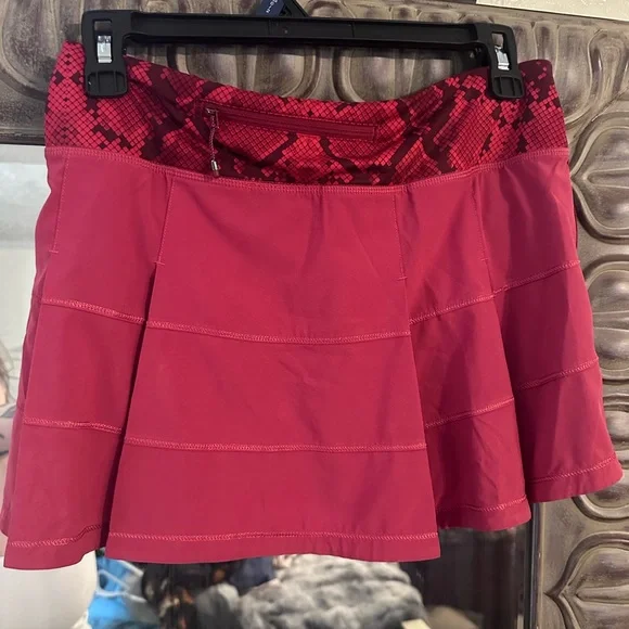 Lululemon Athletica Red Mini Skirt - Picture 2 of 5